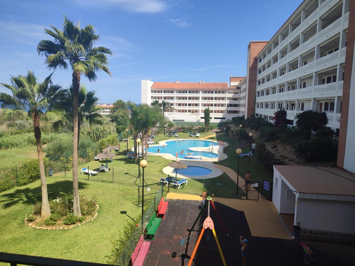 Apartamento Junto A La Playa Zona Tranquila Manilva Exterior photo